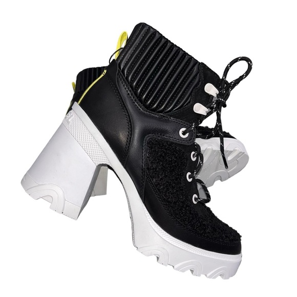 NEW Sorel Brex Heel Cozy Lace Block Heel Waterproof Bootie size 7 - Picture 6 of 10